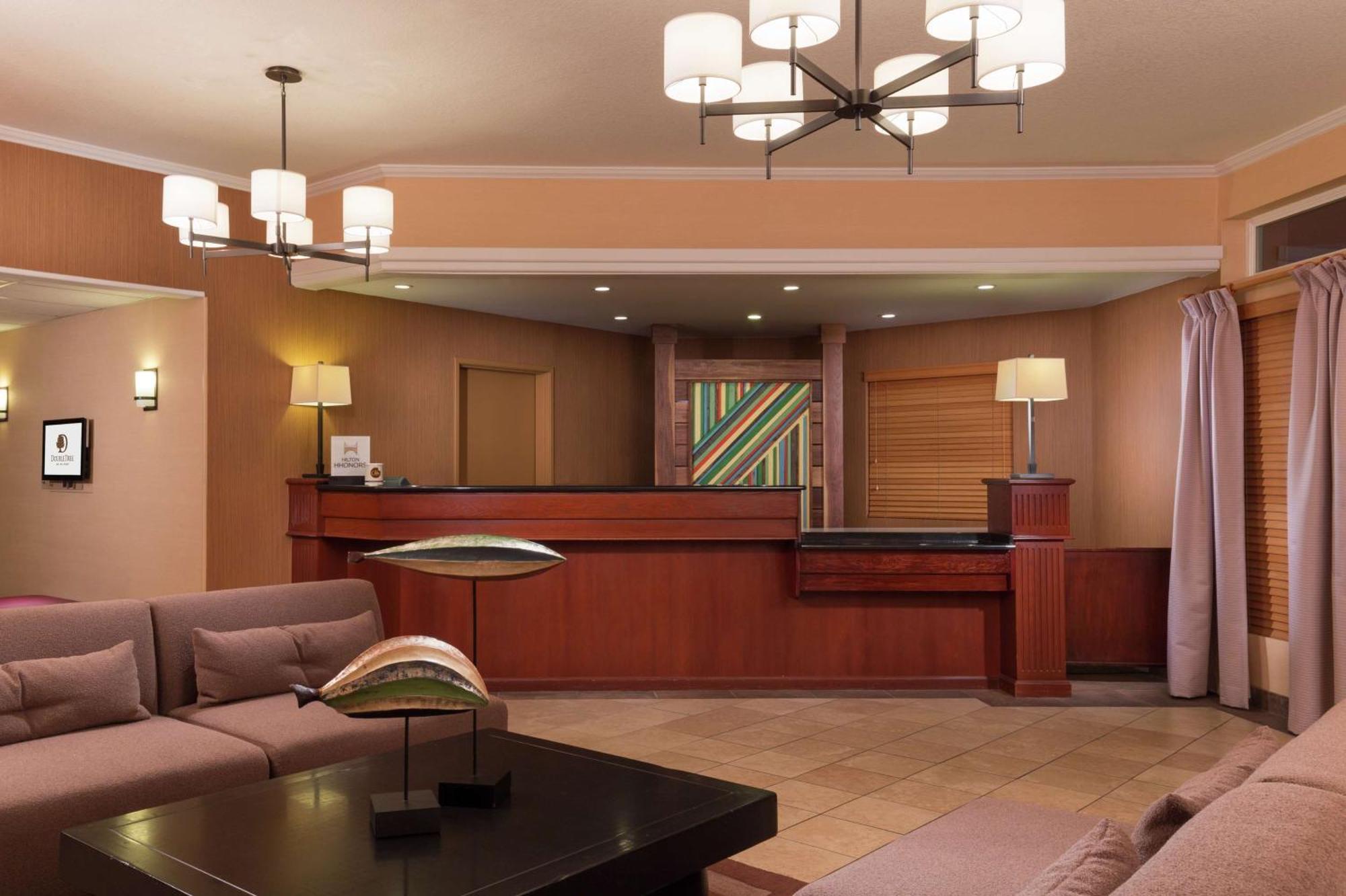 Doubletree By Hilton Portland Tigard Hotel Exterior photo